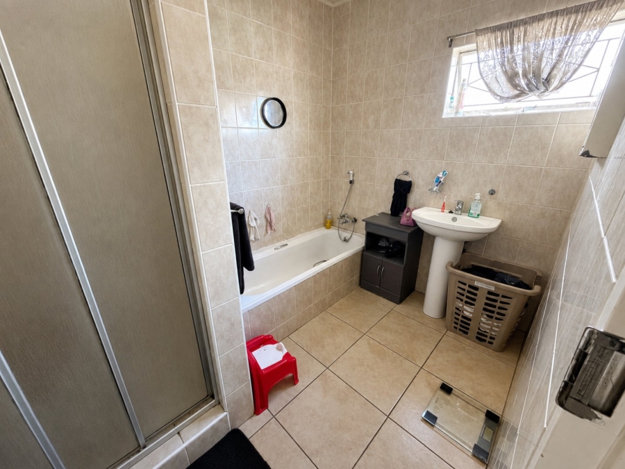 3 Bedroom Property for Sale in Sasolburg Ext 10 Free State